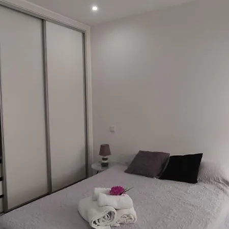 11 Beira Mar - Casas & Papeis *